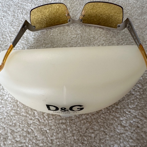DOLCE & GABBANA UNISEX AVIATOR SUNGLASSES, TITANIUM FRAME W/AMBER LENSES